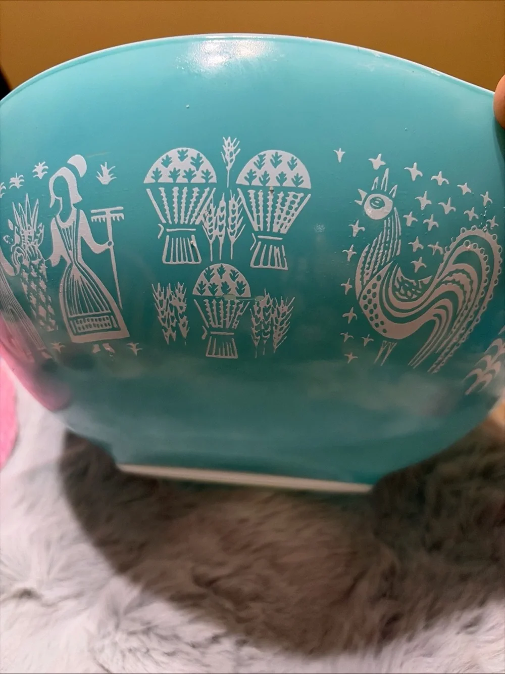 Rare Vintage Pyrex cinderella mixing bowl in amish butter print! 4 quart!